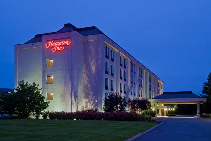 Comfort Inn & Suites Somerset - New Brunswick Exterior photo